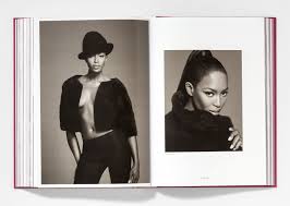 Naomi. Updated Edition 9783836563529