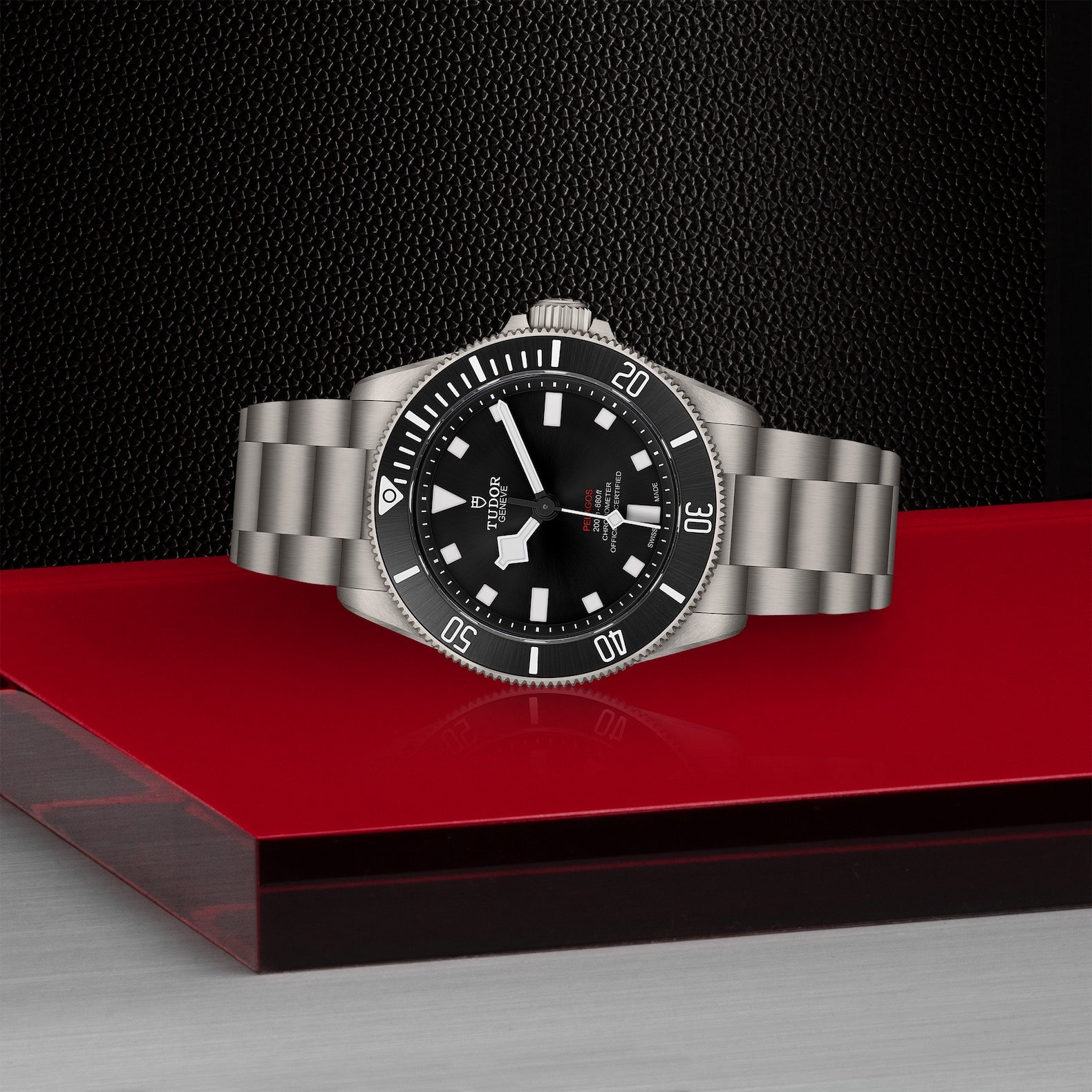 Pelagos Titanium Auto 39MM Black Dial M25407N-0001
