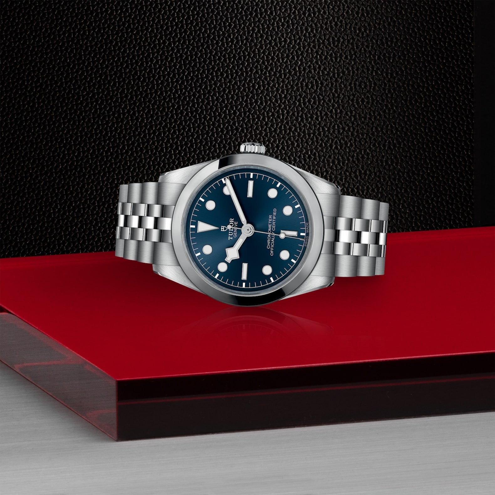 Black Bay Stainless Steel M79640-0002