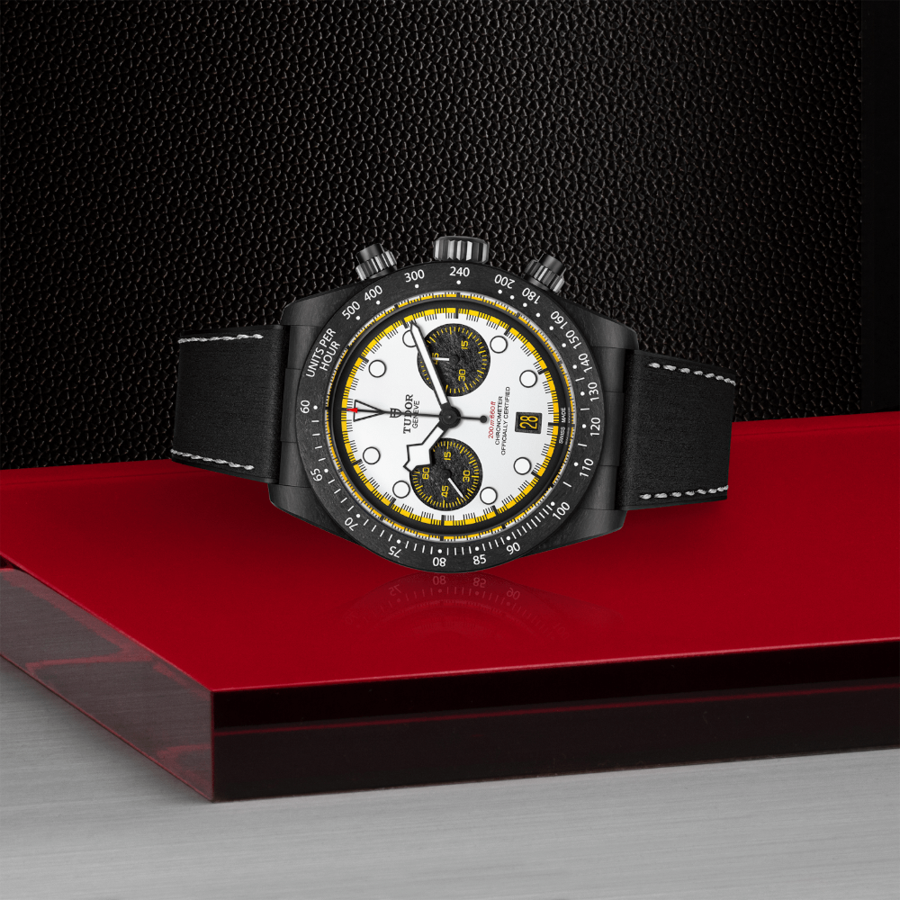 Black Bay Chrono 'Carbon 26'