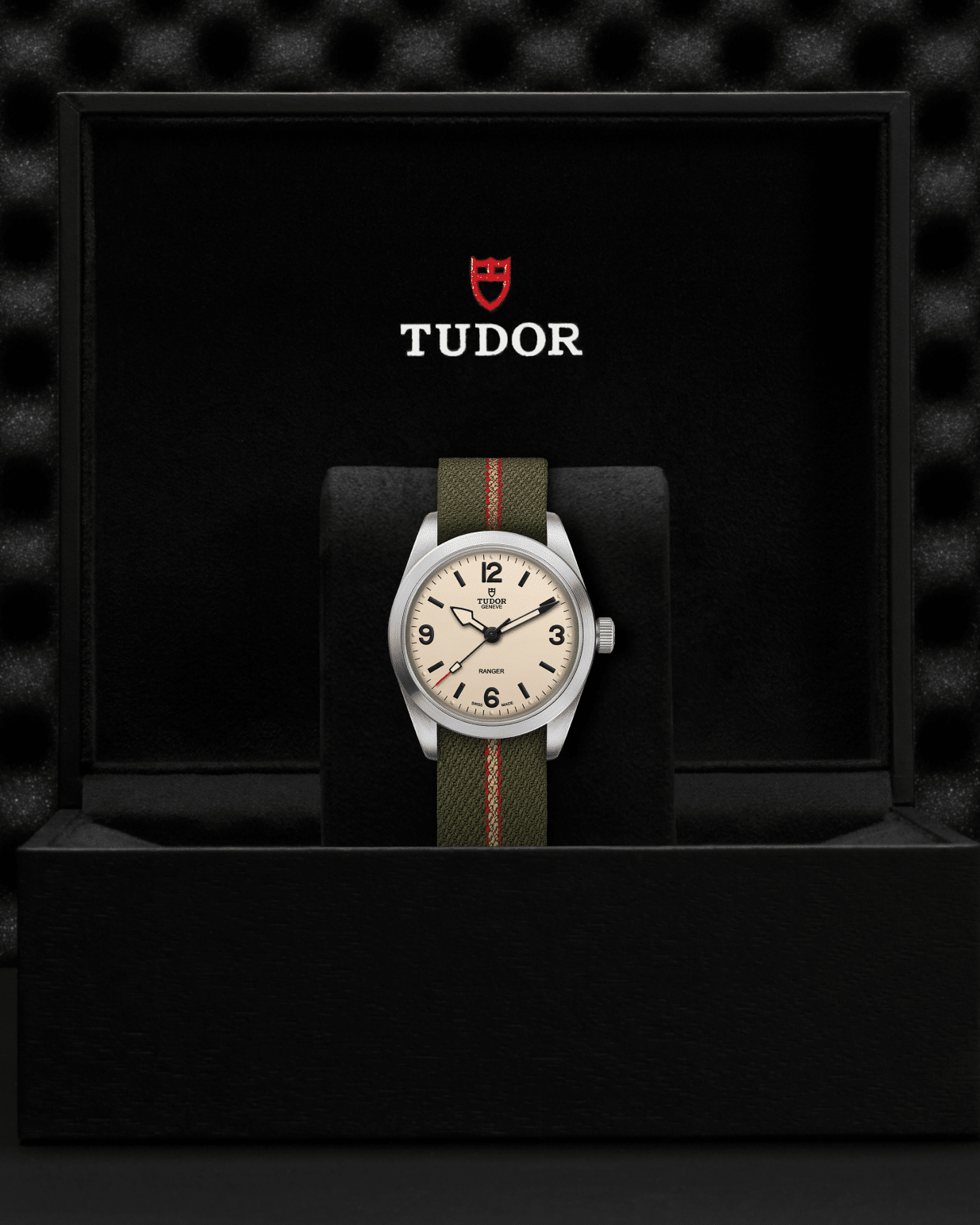 Ranger 36MM Steel Beige M79930-0008