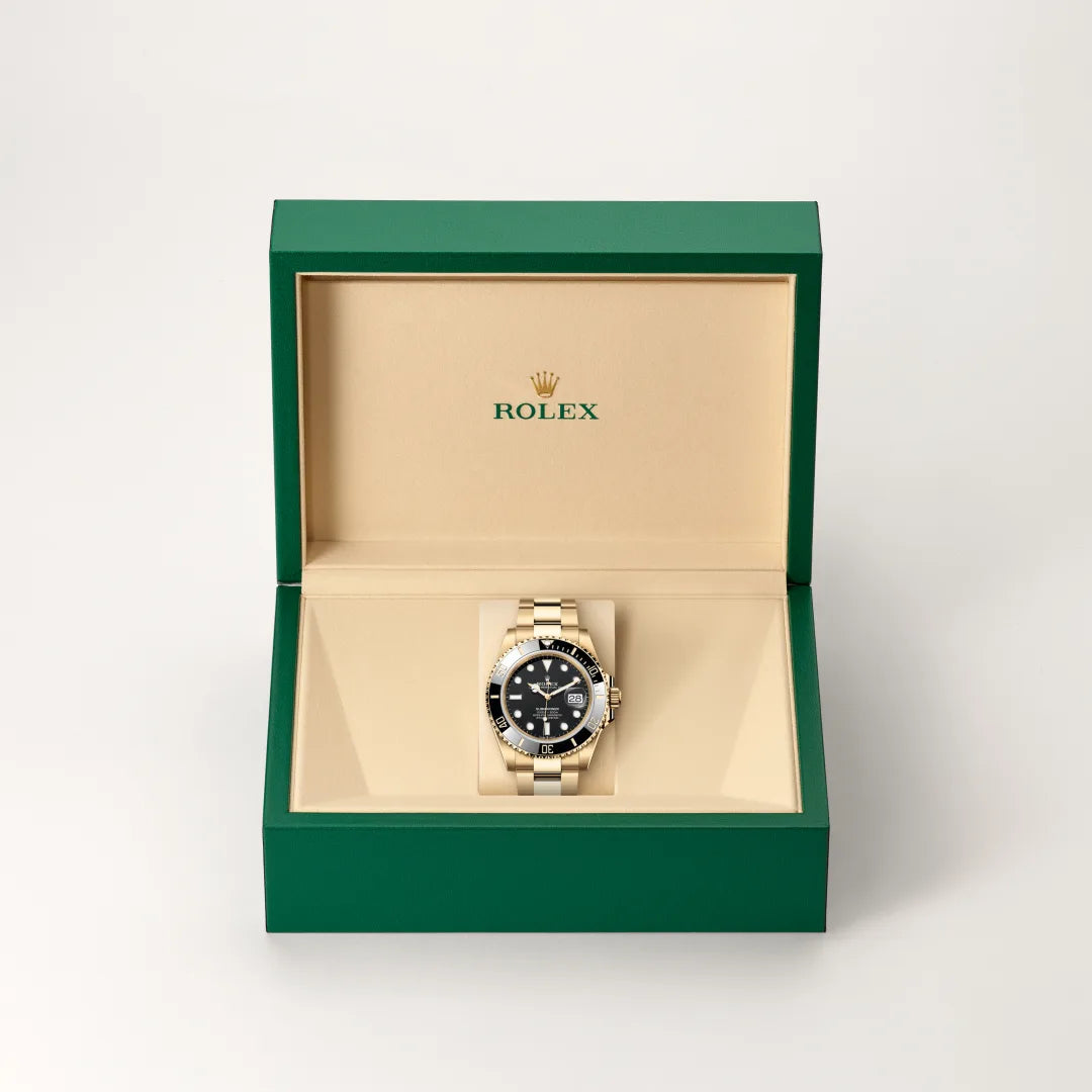 Rolex Submariner in yellow gold, M126618LN-0002 - Edwards Lowell