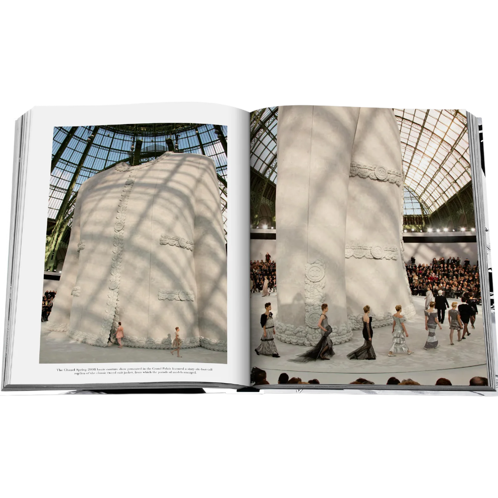 Chanel The Legend Of An Icon 9781649803443