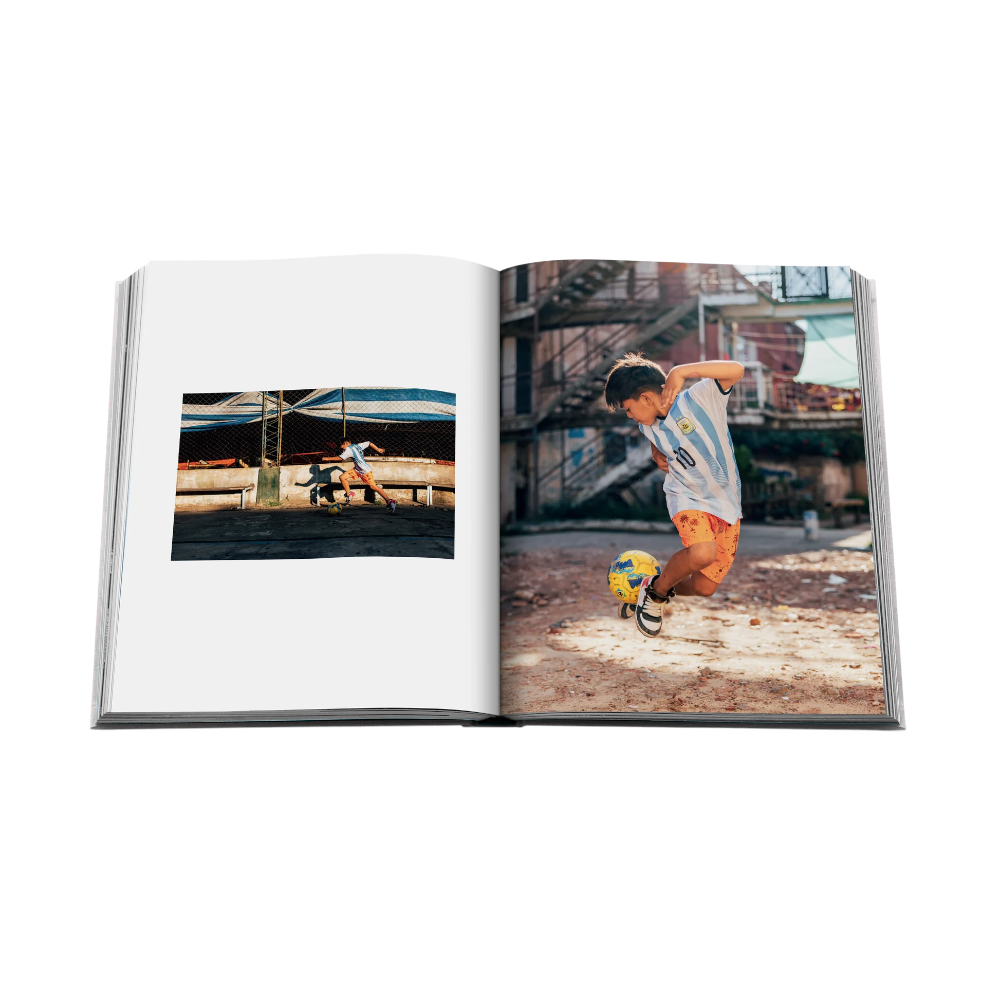 Football Roots: The Spirit of the Game 9781649806857
