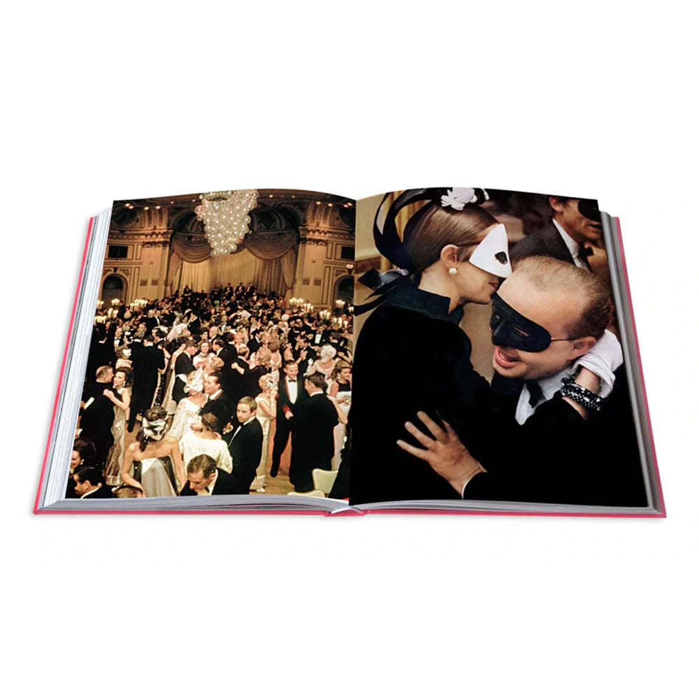 Swans: Legends Of The Jet Society 9781614281283