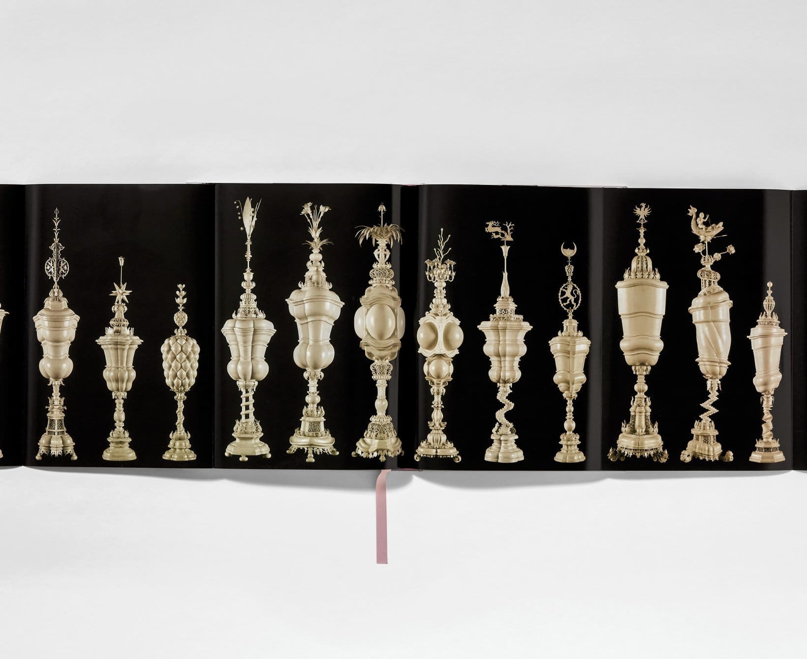 Cabinets Of Curiosities Massimo Listri 9783836540353