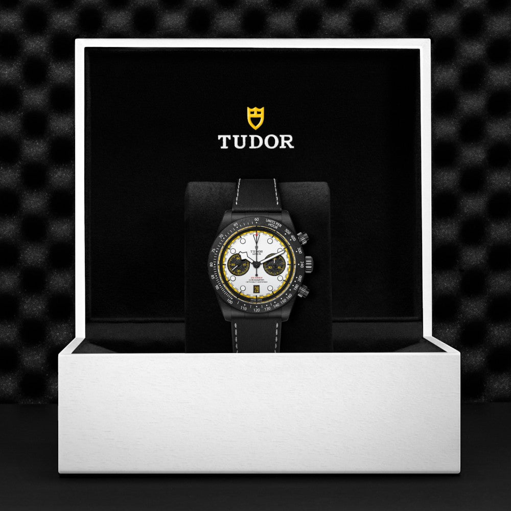 Black Bay Chrono 'Carbon 26'