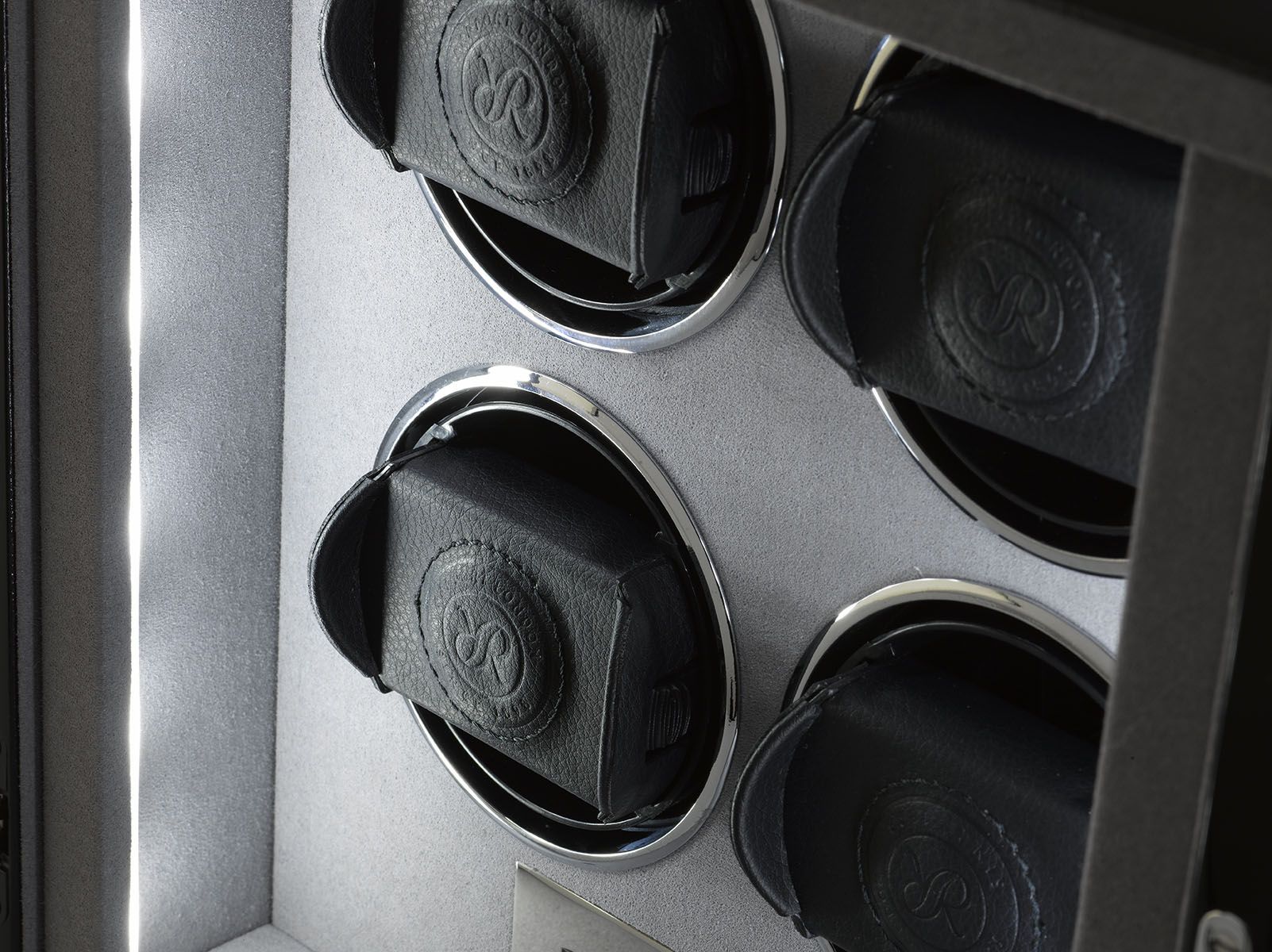 Quad Watch Winder Black With Touch W554